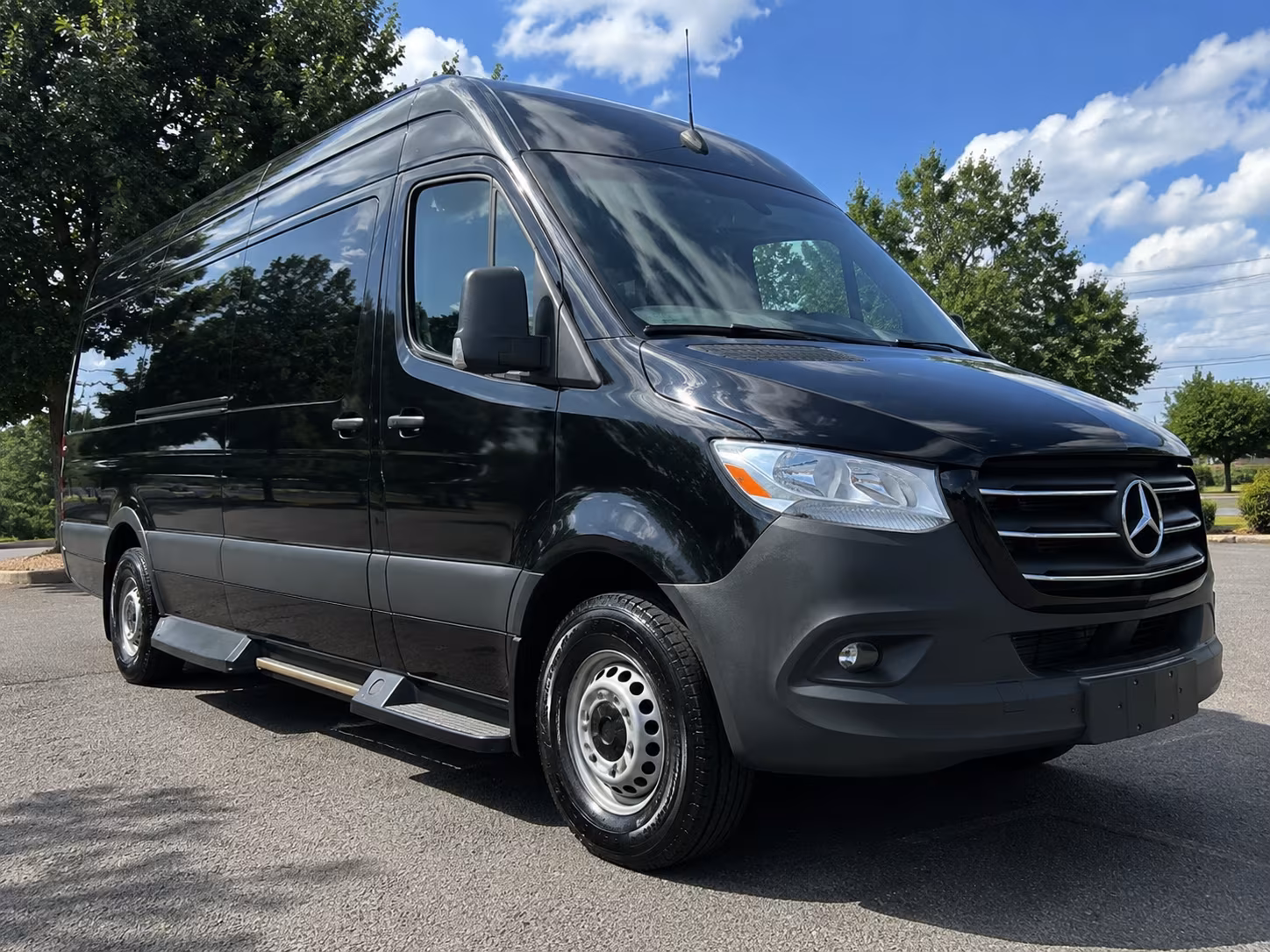 Federal Way Wedding Transportation & Shuttle Service