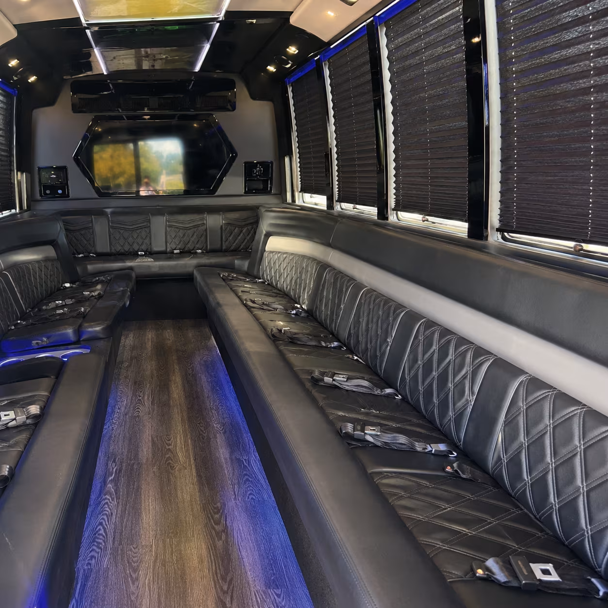 Kent Winery Tour & Pub Crawl Transportation party bus exterior