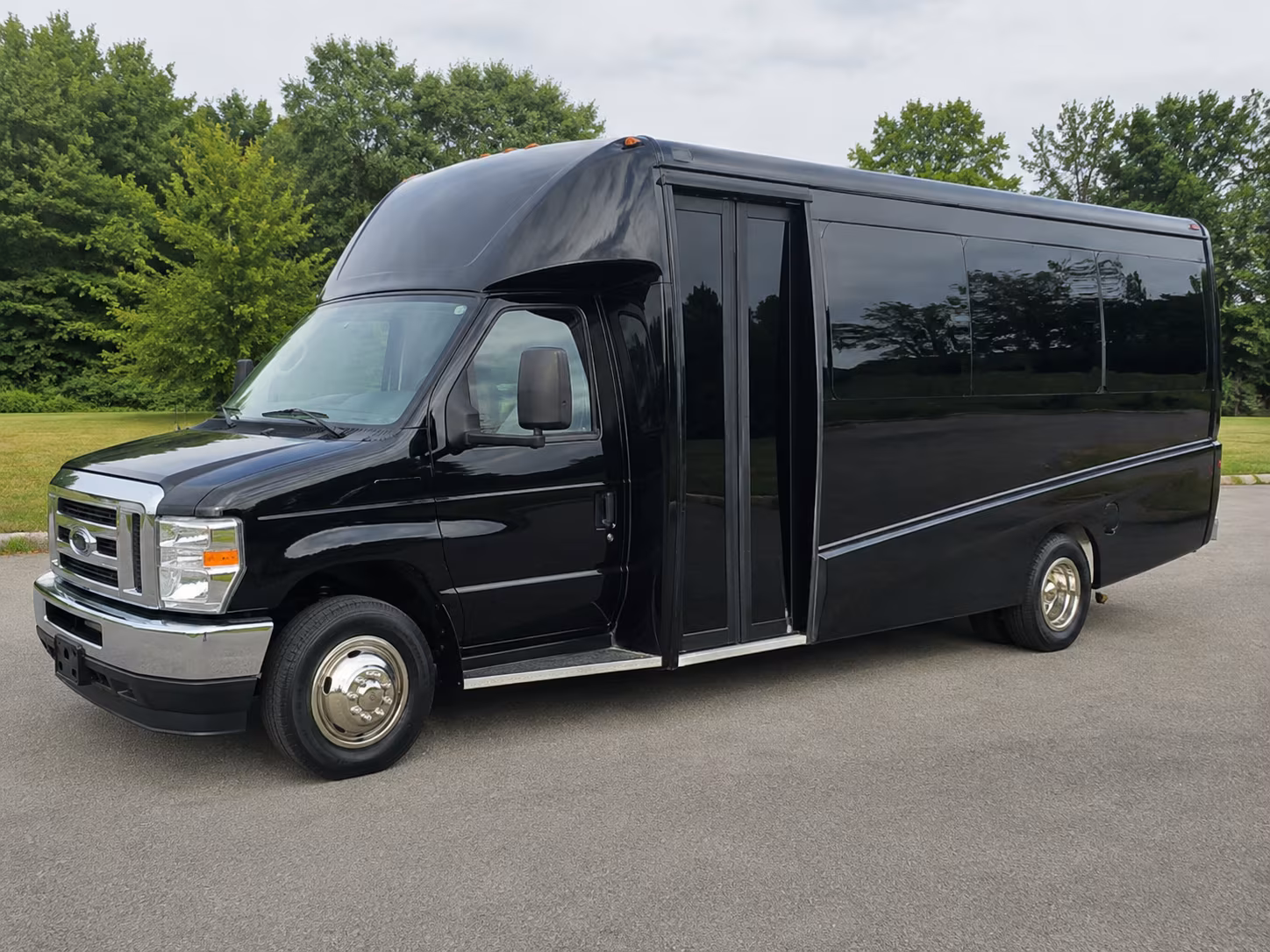 Lakewood Corporate Event Transportation
