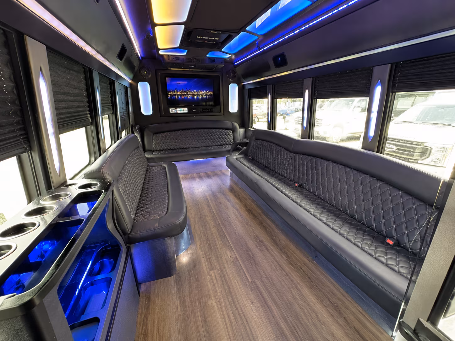 Redmond Birthday, Sweet 16, & Quinceañera Party Bus Rentals